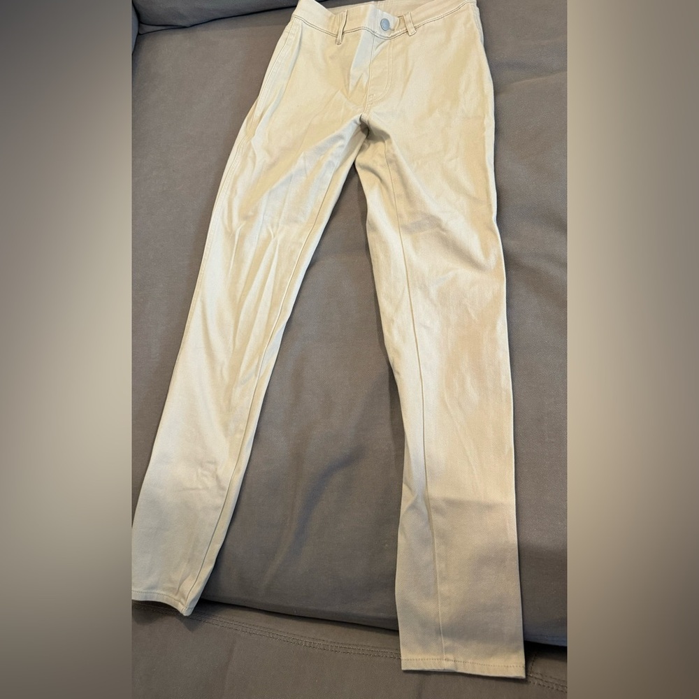 Uniqlo Cream Leggings